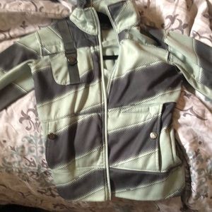 New Never Worn , Stylish 686 jacket